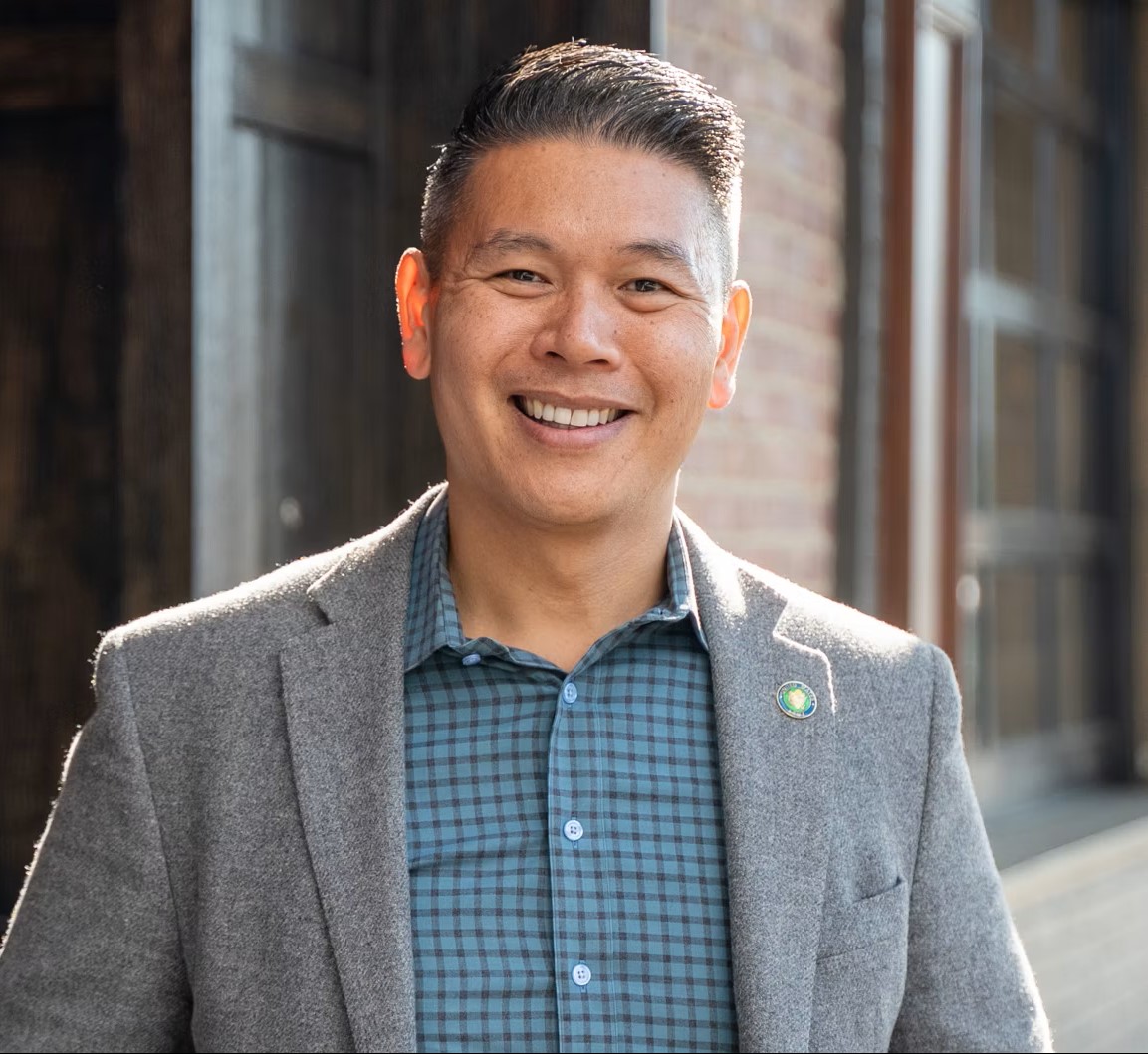 Derek Tran