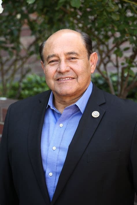 Lou Correa